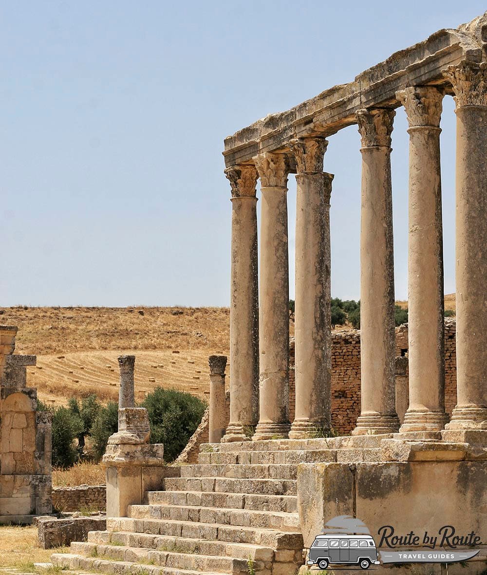 Columnas del Templo de Juno Caelestis en el yacimiento de Dougga, Túnez
