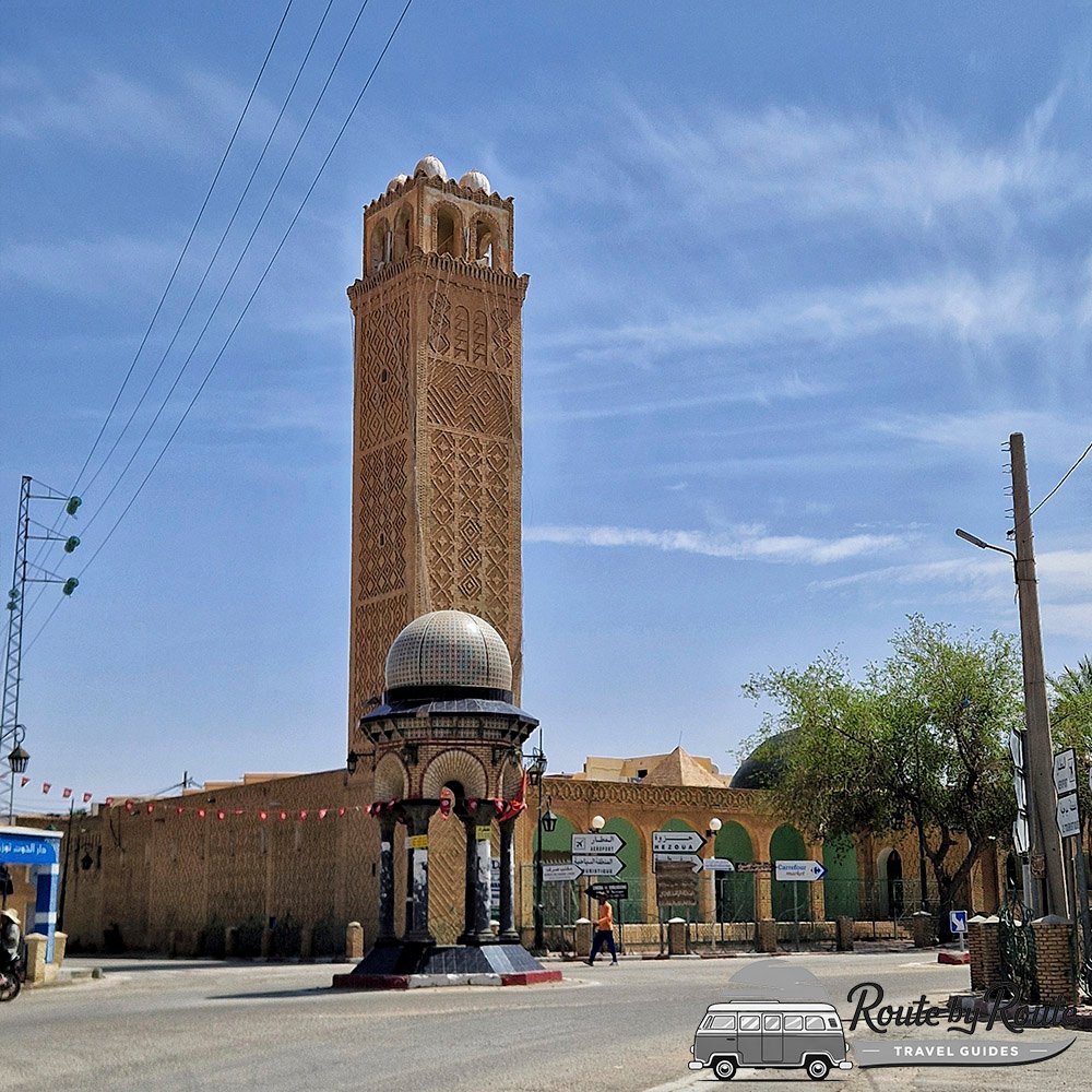 Arquitectura tradicional de ladrillos de arcilla en la Medina de Tozeur
